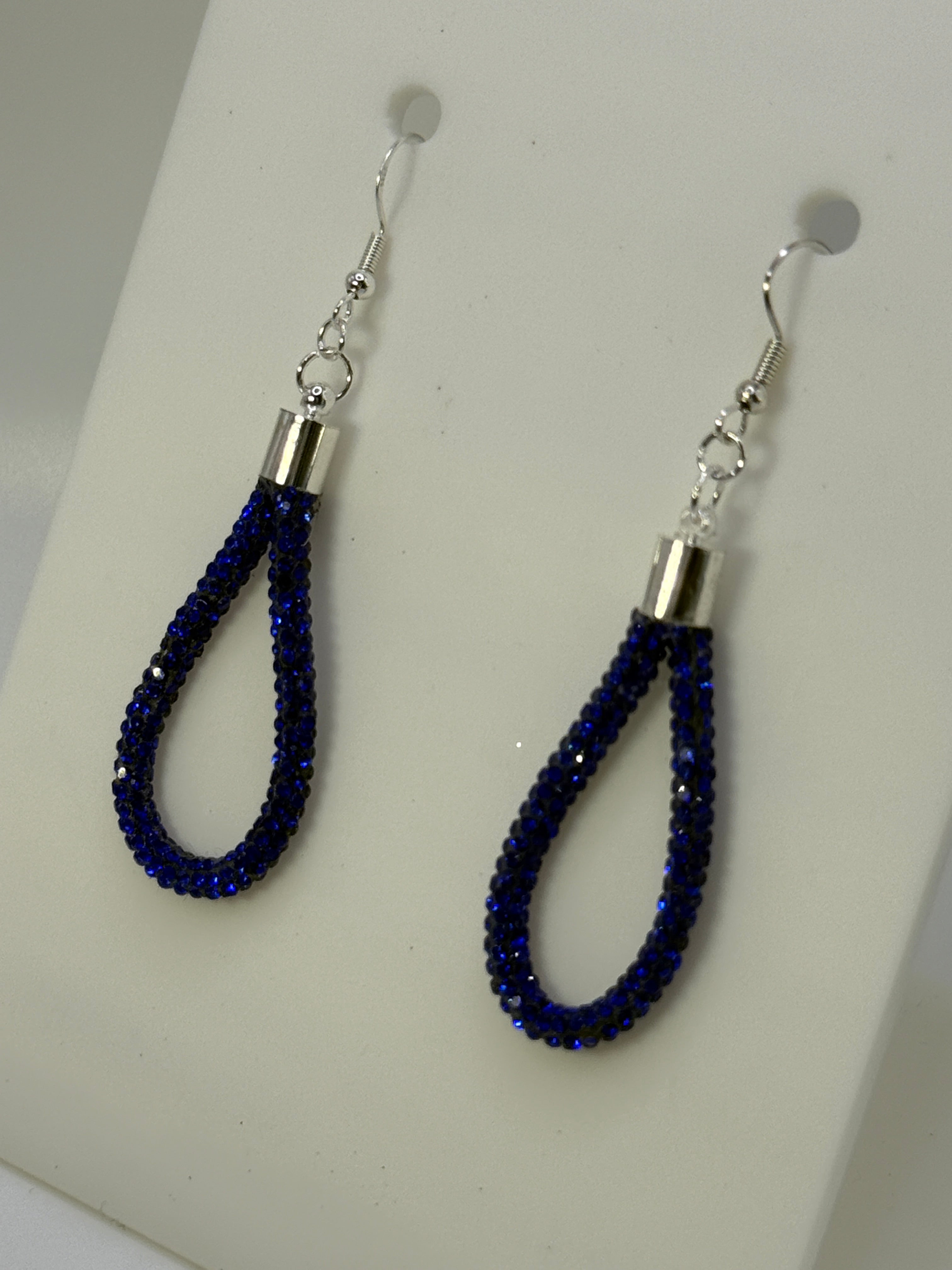 Rhinestone Shoe Lace Loop Earring