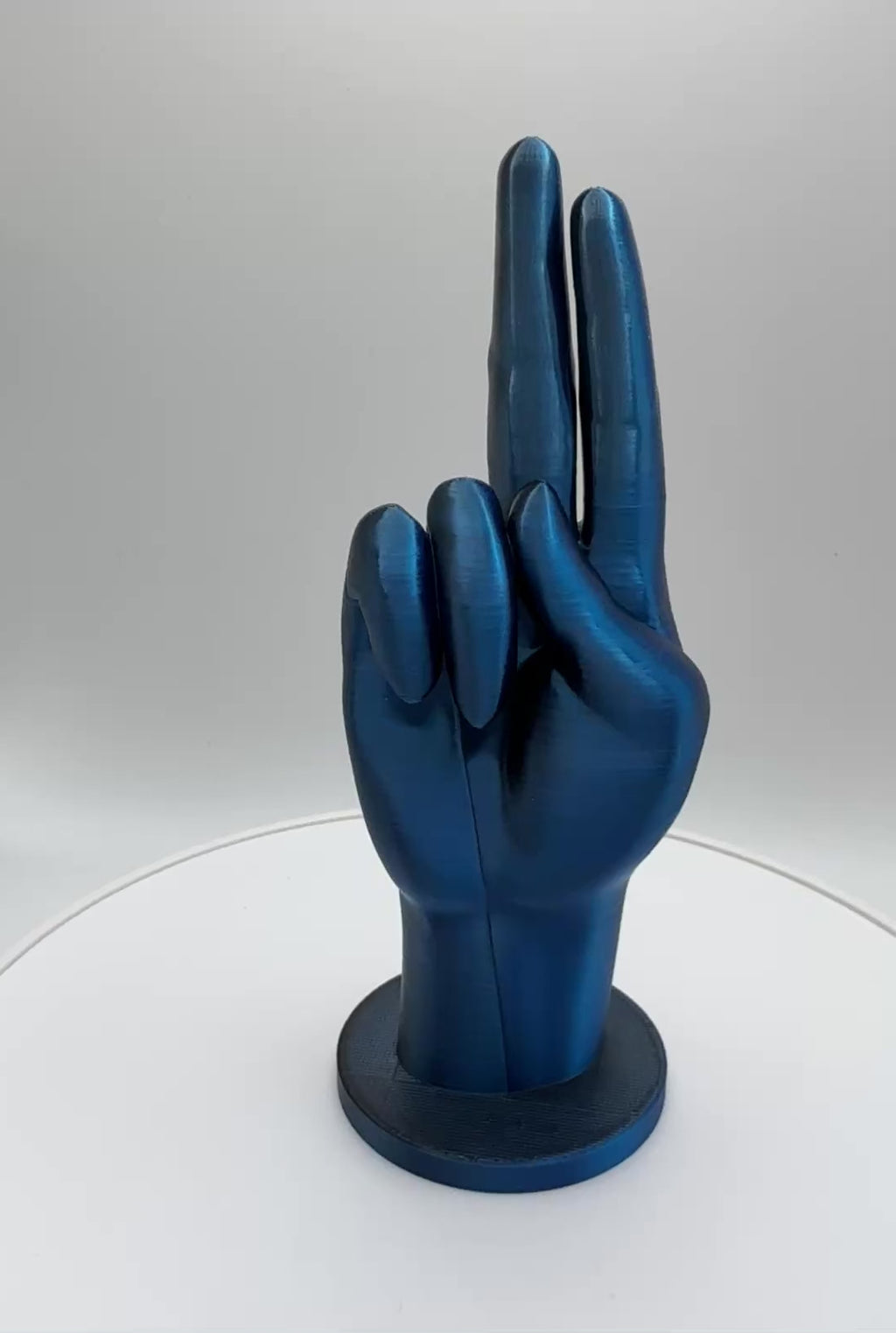 ASL Hand Shape – Letter U