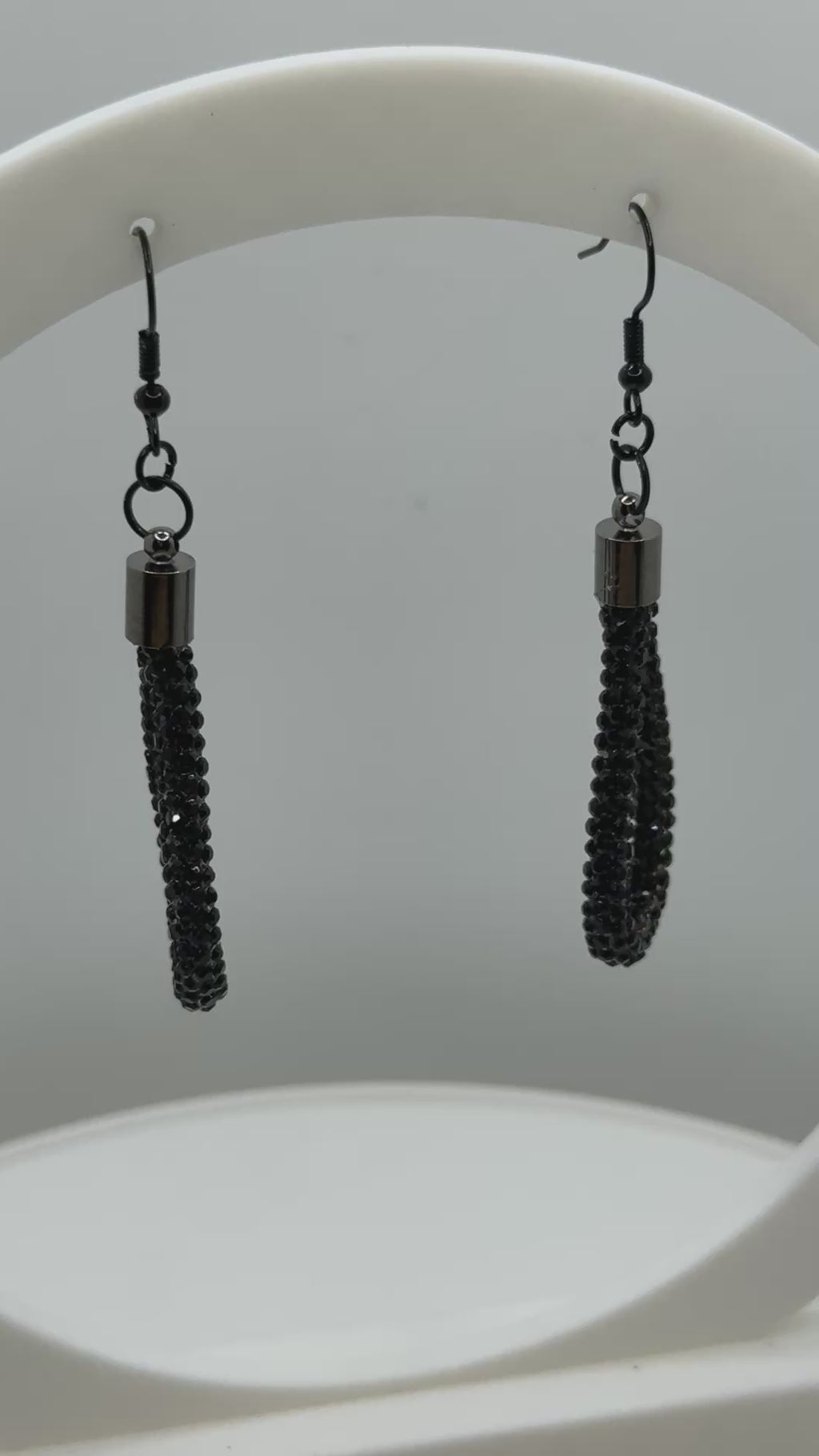 Rhinestone Shoe Lace Loop Earring