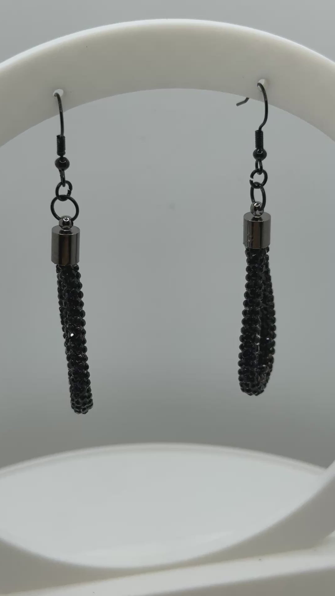 Rhinestone Shoe Lace Loop Earring